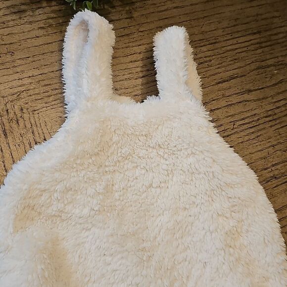 Reindeer sherpa dress Size 4 - Picture 9 of 10